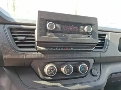 Photo 13 Renault Trafic  FG BLUE DCI 130 L1H1 3T GSR2