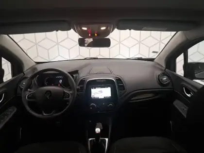 Photo 40 Renault Captur  TCe 90 - 19