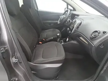 Photo 22 Renault Captur  TCe 90 - 19
