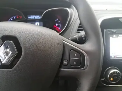 Photo 30 Renault Captur  TCe 90 - 19
