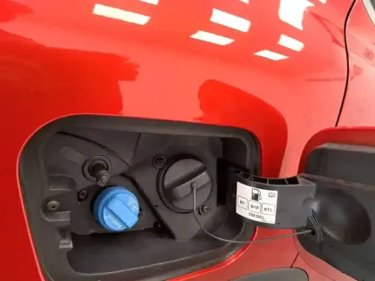 Photo 20 Renault Captur  Blue dCi 115 EDC