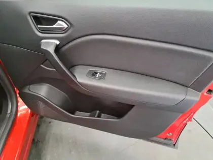 Photo 24 Renault Captur  Blue dCi 115 EDC