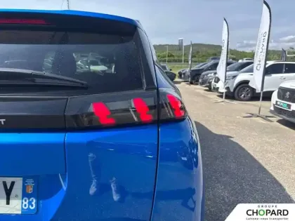 Photo 23 Peugeot 2008  Electrique 136 ch