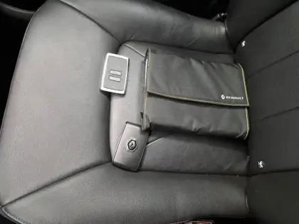 Photo 37 Renault Zoé Zoe R135