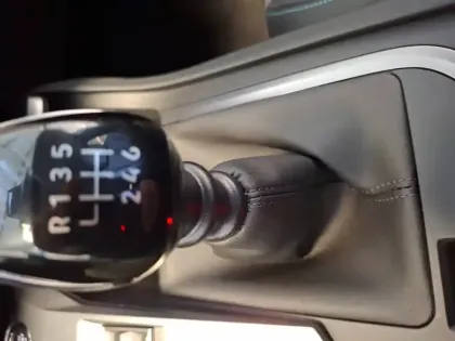 Photo 25 Peugeot 308  SW BlueHDi 130ch S&S BVM6