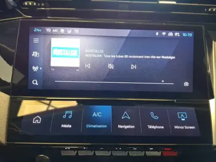 Photo 32 Peugeot 308  SW BlueHDi 130ch S&S BVM6