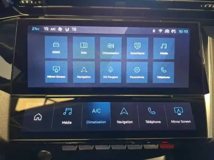 Photo 31 Peugeot 308  SW BlueHDi 130ch S&S BVM6