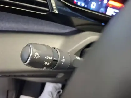 Photo 20 Peugeot 308  SW BlueHDi 130ch S&S BVM6