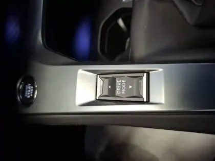 Photo 26 Peugeot 308  SW BlueHDi 130ch S&S BVM6