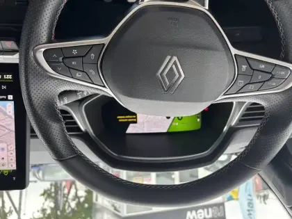 Photo 34 Renault Symbioz  E-Tech full hybrid 145