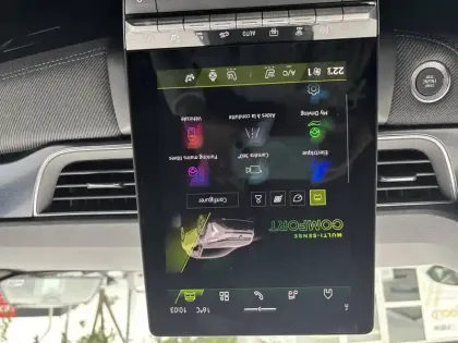 Photo 40 Renault Symbioz  E-Tech full hybrid 145