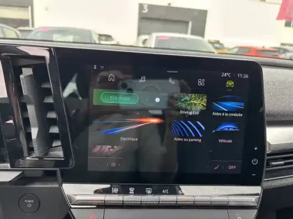 Photo 37 Renault Megane  E-Tech EV60 220 ch super charge