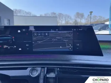 Photo 13 Peugeot 3008  Hybrid 136 e-DCS6