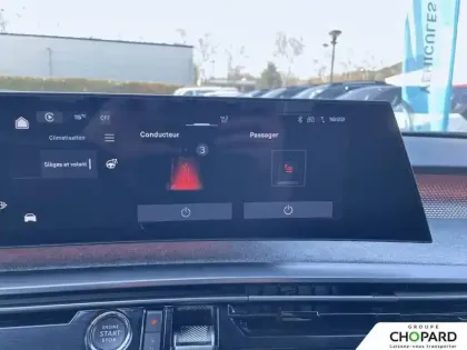 Photo 23 Peugeot 3008  Hybrid 136 e-DCS6