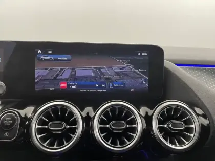 Photo 20 Mercedes GLA  200 d 8G-DCT