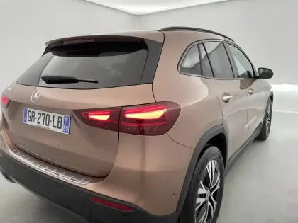 Photo 31 Mercedes GLA  200 d 8G-DCT