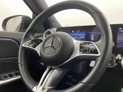 Photo 23 Mercedes GLA  200 d 8G-DCT