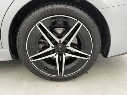 Photo 16 Mercedes Classe C  220 d 9G-Tronic