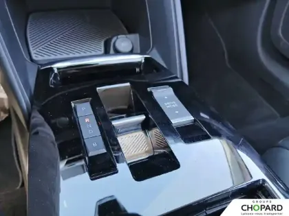 Photo 17 Citroën C4 e- 136 ch Automatique