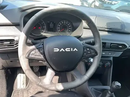 Photo 13 Dacia Sandero  SCe 65
