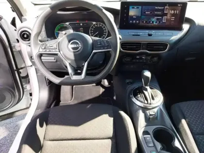 Photo 28 Nissan Juke  HYBRID 143
