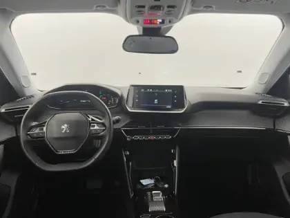 Photo 29 Peugeot 2008  Electrique 136 ch