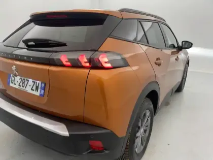 Photo 30 Peugeot 2008  Electrique 136 ch