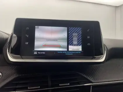 Photo 25 Peugeot 2008  Electrique 136 ch