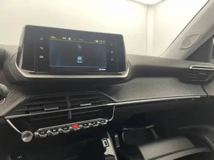 Photo 27 Peugeot 2008  Electrique 136 ch