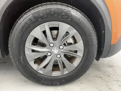 Photo 17 Peugeot 2008  Electrique 136 ch