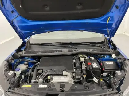 Photo 20 Peugeot 2008  PureTech 130 S&S EAT8