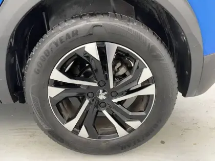 Photo 15 Peugeot 2008  PureTech 130 S&S EAT8