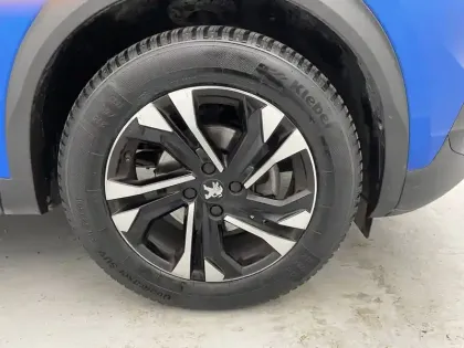 Photo 17 Peugeot 2008  PureTech 130 S&S EAT8