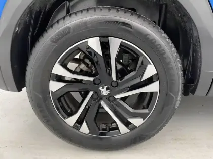 Photo 18 Peugeot 2008  PureTech 130 S&S EAT8