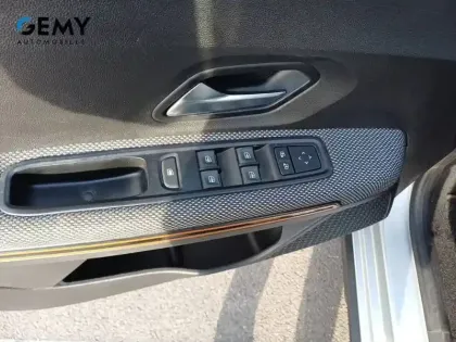 Photo 13 Dacia Sandero  ECO-G 100 - 22