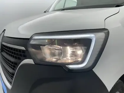 Photo 31 Renault Master  FGN TRAC F3500 L3H3 BLUE DCI 135