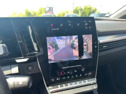 Photo 17 Renault Megane  E-Tech EV60 220 ch super charge