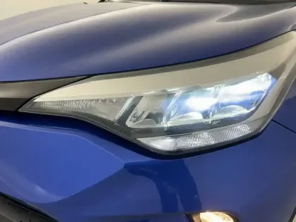 Photo 33 Toyota C-HR  Hybride 1.8L
