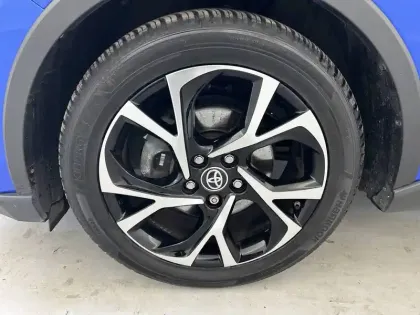 Photo 27 Toyota C-HR  Hybride 1.8L