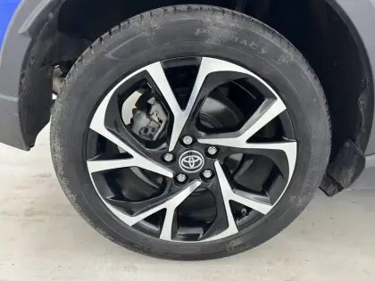 Photo 30 Toyota C-HR  Hybride 1.8L