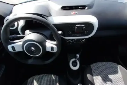 Photo 8 Renault Twingo  III Achat Intégral - 21