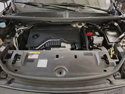 Photo 33 Peugeot 3008  Hybrid 136 e-DCS6