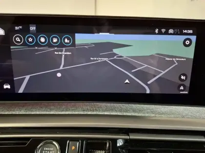 Photo 27 Peugeot 3008  Hybrid 136 e-DCS6