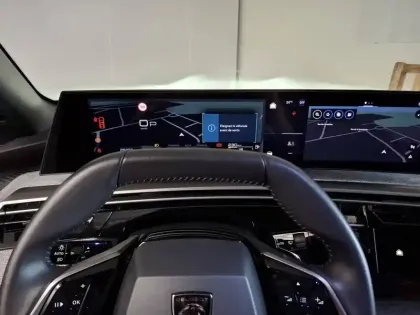 Photo 26 Peugeot 3008  Hybrid 136 e-DCS6