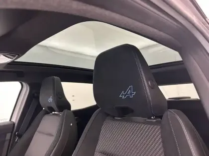 Photo 34 Renault Austral  E-Tech full hybrid 200 GSR2