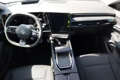 Photo 8 Renault Austral  E-Tech full hybrid 200 GSR2