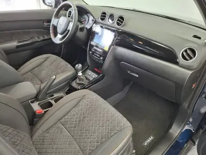 Photo 18 Suzuki Vitara  1.4 Boosterjet Hybrid