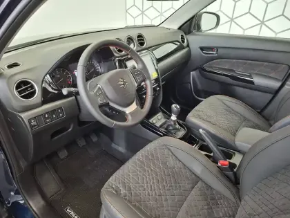 Photo 10 Suzuki Vitara  1.4 Boosterjet Hybrid