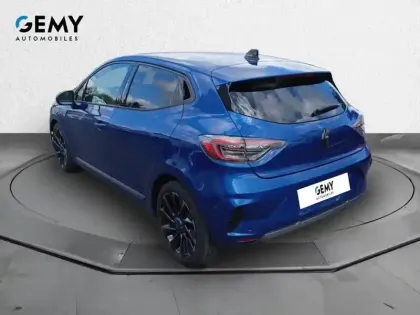 Photo 6 Renault Clio  E-Tech full hybrid 145