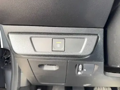 Photo 18 Dacia Jogger  Hybrid 140 7 places GSR2